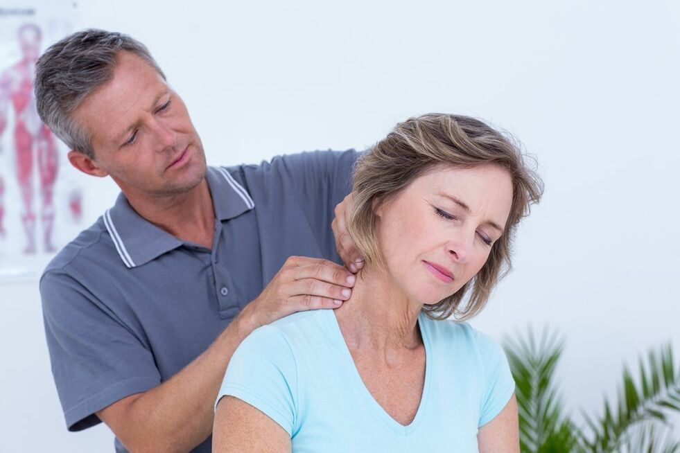 esercizi e massaggio cervicale per osteocondrosi